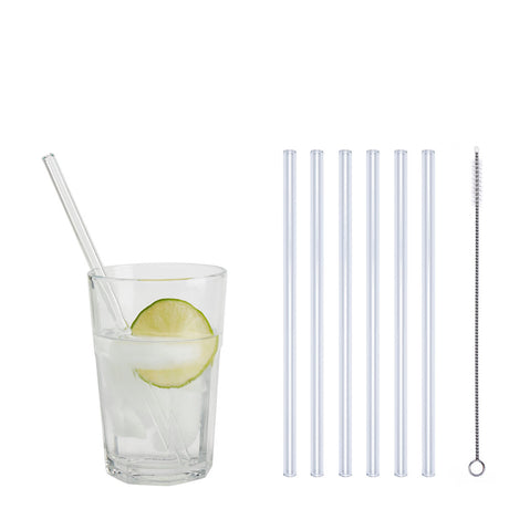 Transparente Glas-Trinkhalme in vier Größen von Profino Select, langlebig und umweltfreundlich, im Bild mit unterschiedlichen Längen.