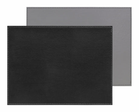 Rechteckiges Platzset von FREEFORM in Schwarz und Grau, aus robustem Material, für stilvollen Schutz und Dekoration.