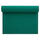 Servietten und Tischset in Caribbean Green von MY DRAP, vier Varianten, mit grüner, tropischer Musterung auf Stoff.