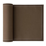 Taupe Servietten und Tischset von MY DRAP, elegante Tischdekoration in vier Varianten, hochwertiges Stoffmaterial, stilvoller Essbereich.